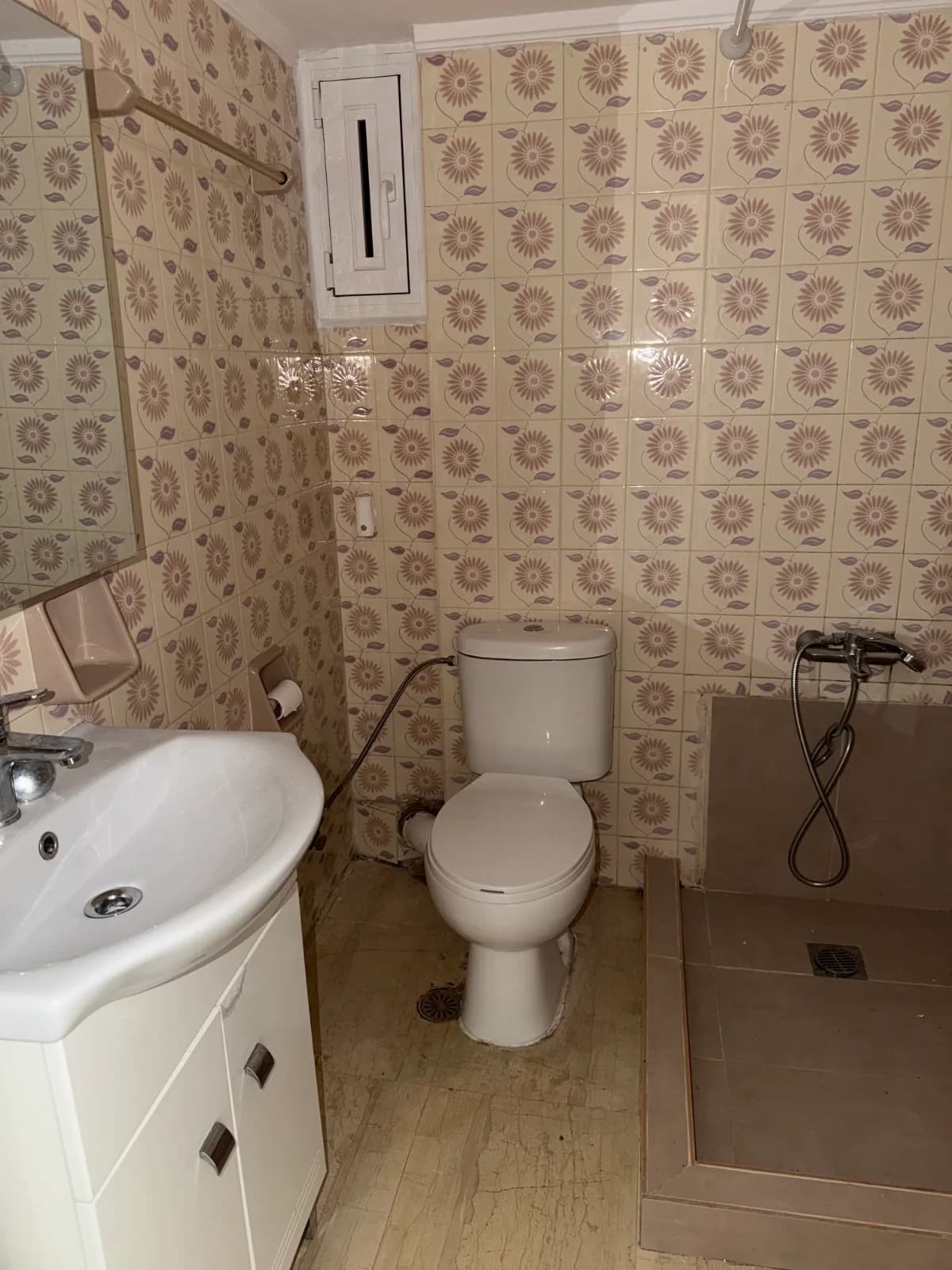 Ηλιόλουστο, άνετο δυάρι στην Καλλιθέα 4